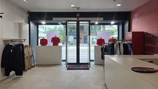 Commerciële Ruimte te Huur in Kortenberg: Ideaal voor Retail Deze commerciële eigendom in het hart van Kortenberg is een uitstekende kans voor uw...