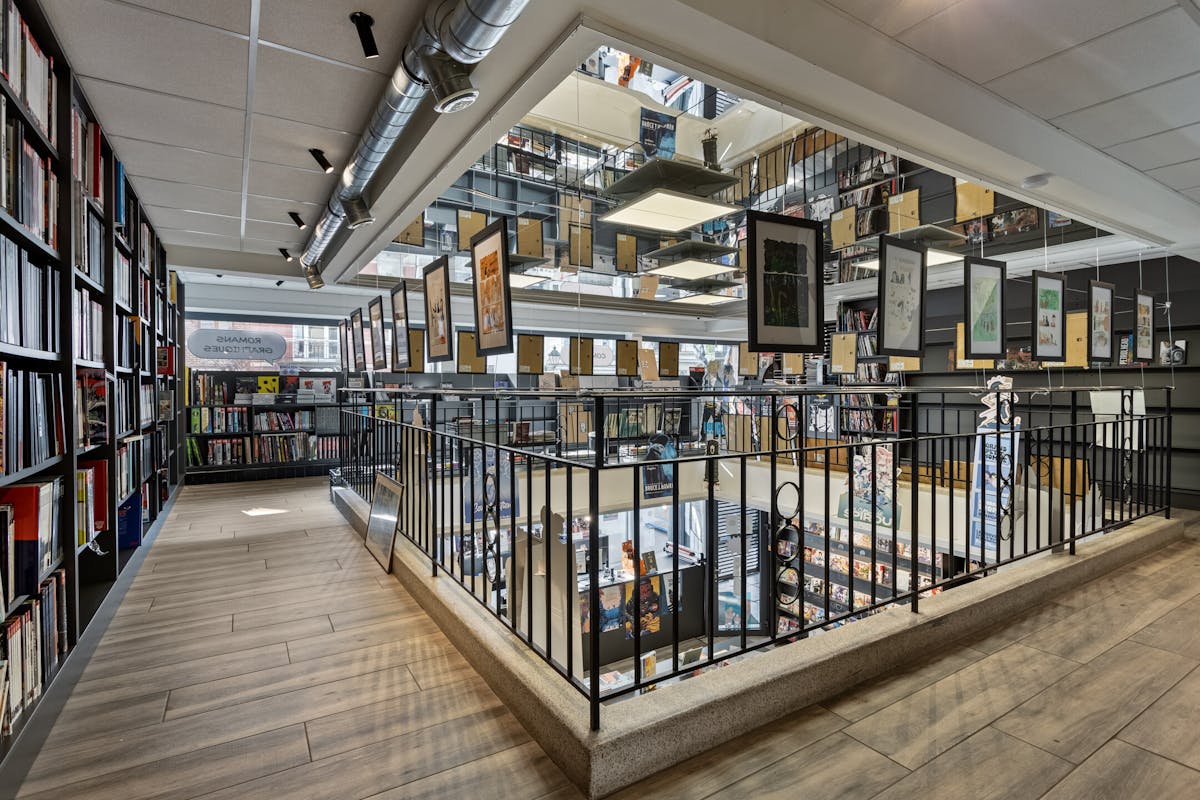 Rez-de-chaussée commercial ± 310 m² à Saint-Gilles - photo 1