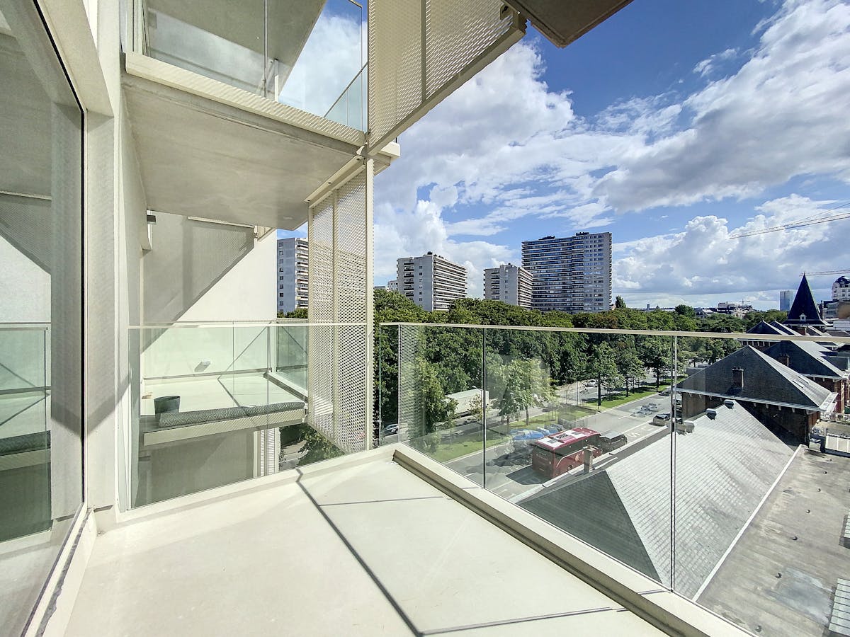 Kanaal - Appartement 2 slaapkamers te huur met parking - foto 1