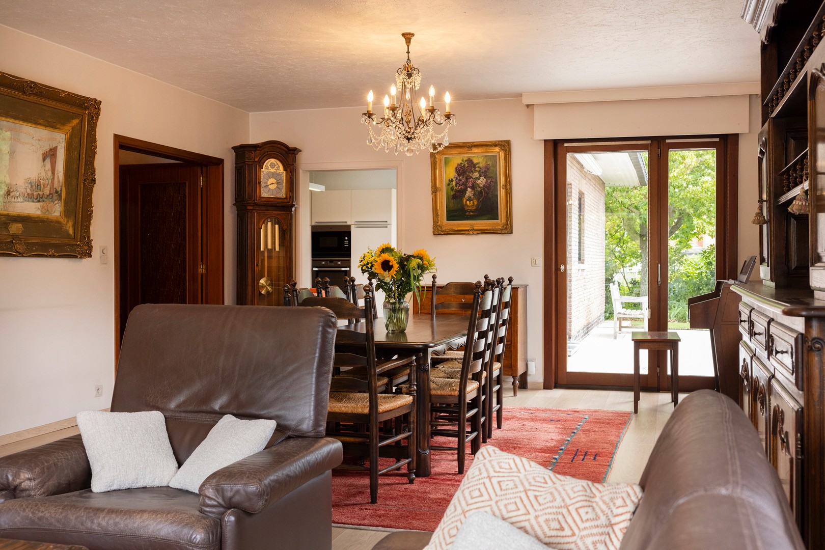 Te renoveren gelijkvloerse alleenstaande woning. - foto 2