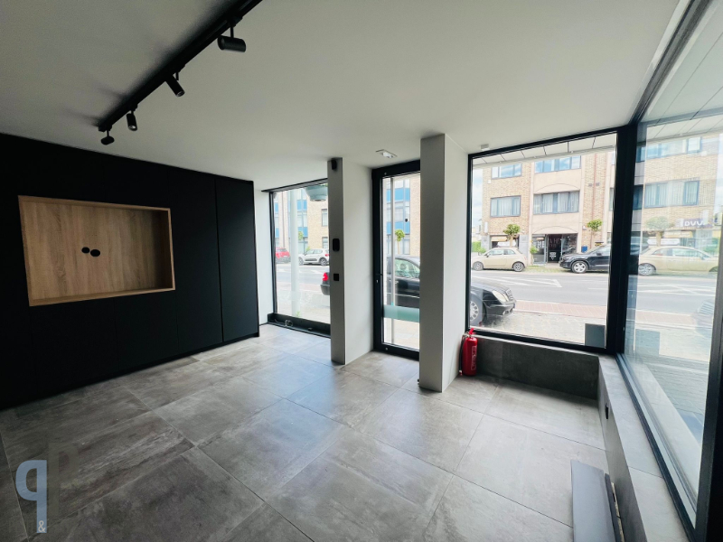 Compleet vernieuwde commerciële ruimte - foto 4