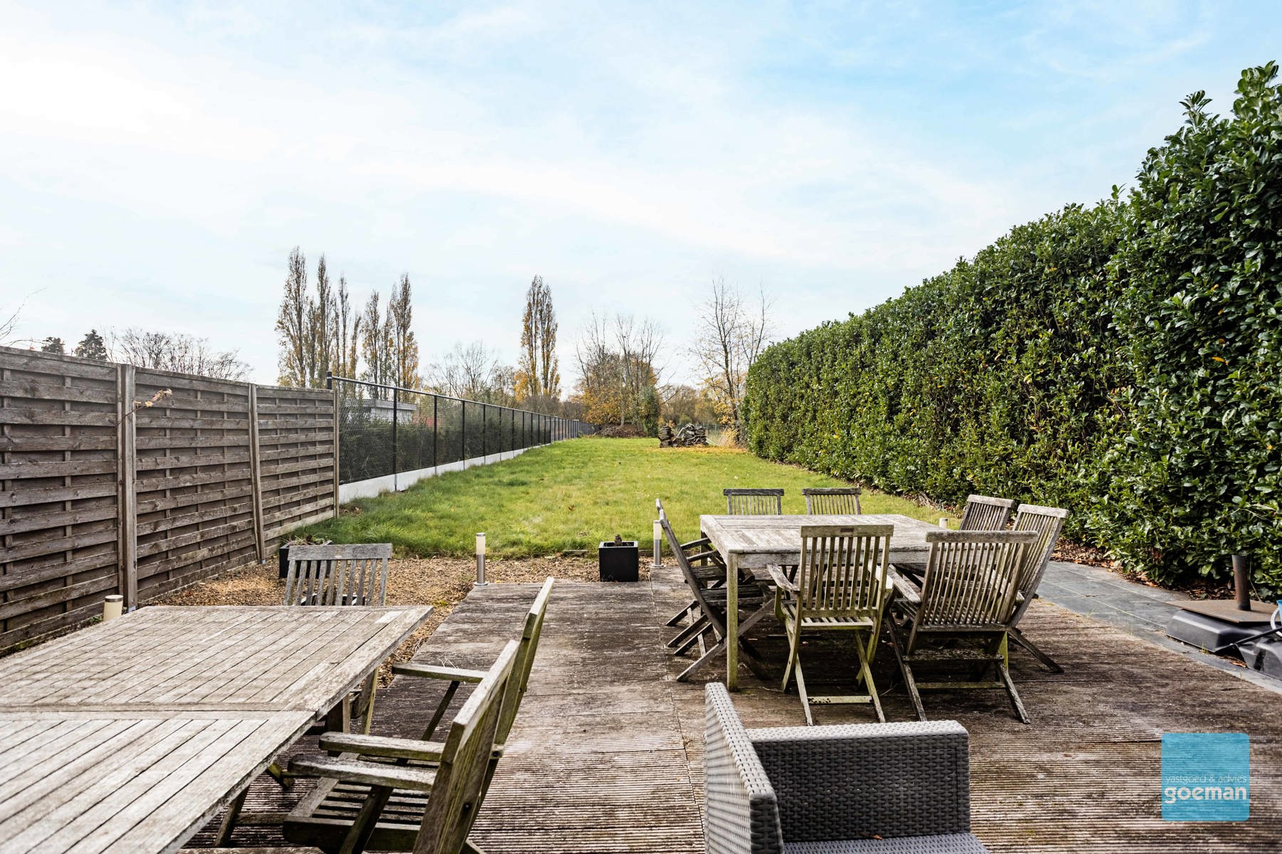 Instapklare woning met 3 slpks, grote tuin en garage. - foto 4