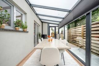 À VENDRE À EVERGEM !Découvrez cette maison familiale prête à emménager et économe en énergie à Evergem ! Grâce à son label EPC B (133 kWh/m²)...