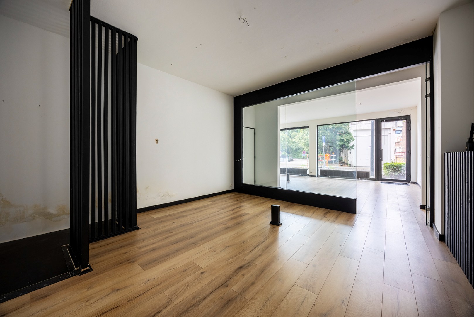 Handelsgelijkvloers/kantoor 61m² te Borgerhout! - foto 4