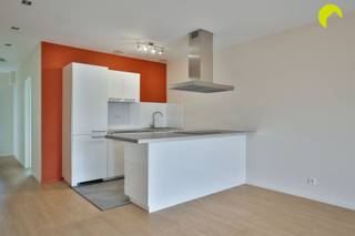Dans une rue-jardin à circulation limitée à Deurne-Zuid, nous trouvons ce magnifique appartement 100 % prêt à emménager, situé au 2ᵉ étage d’un...