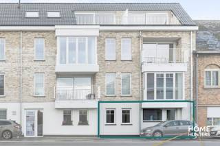 Dit gelijkvloers nieuwbouwappartement in Residentie Noordpoort op wandelafstand (500m) van hartje Diksmuide bestaat uit een inkomhal met...