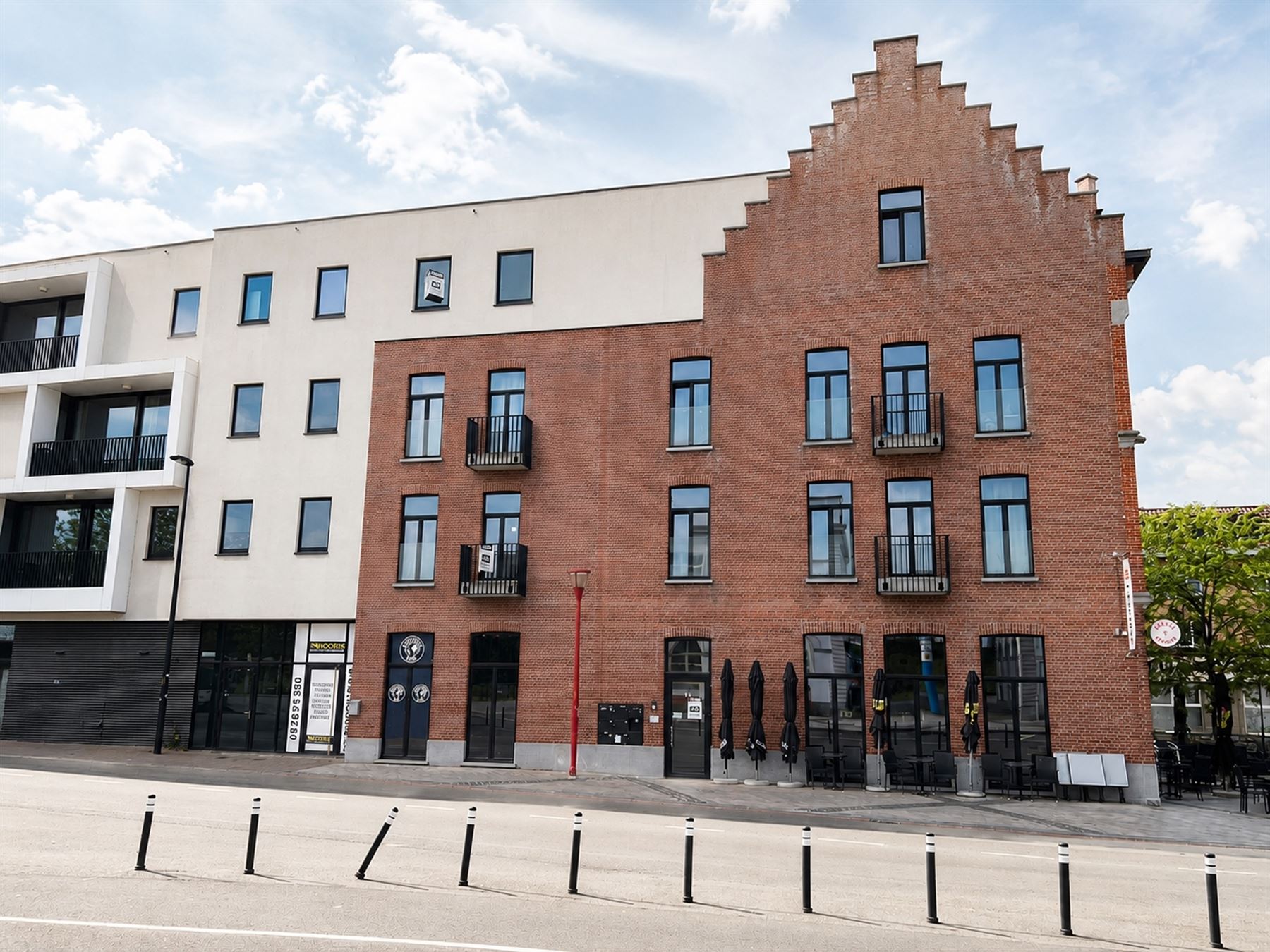 Comfortabel appartement met 2 slaapkamers nabij het station. - foto 1