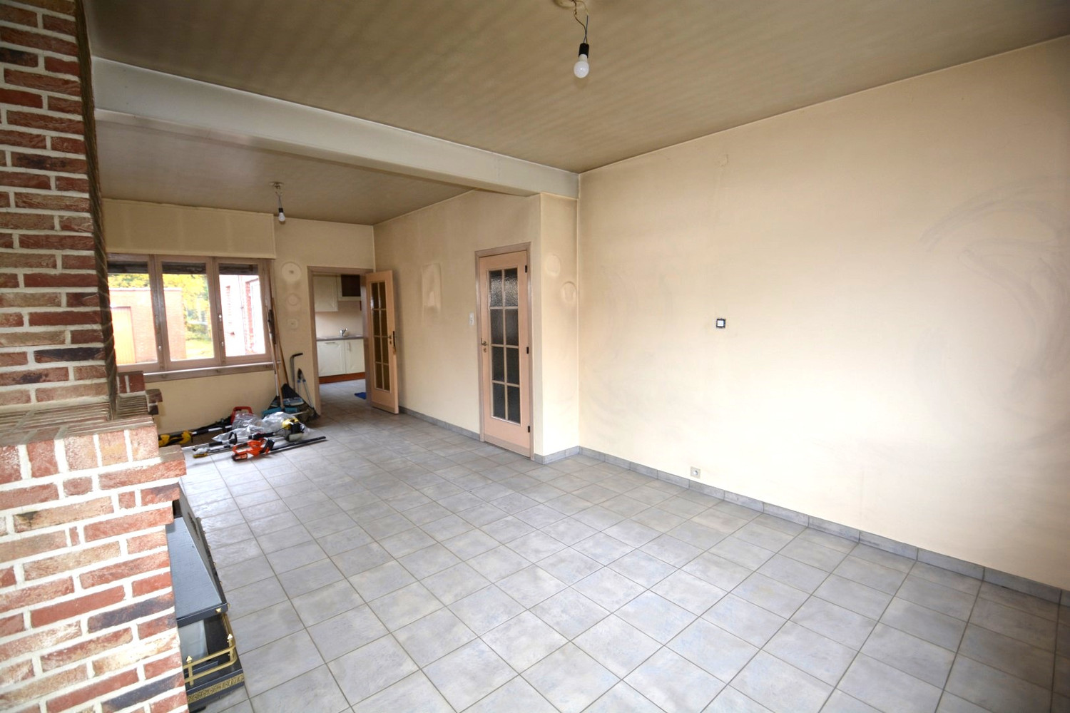 TE RENOVEREN HOB MET 2 SLK, GARAGE EN TUIN! - foto 3