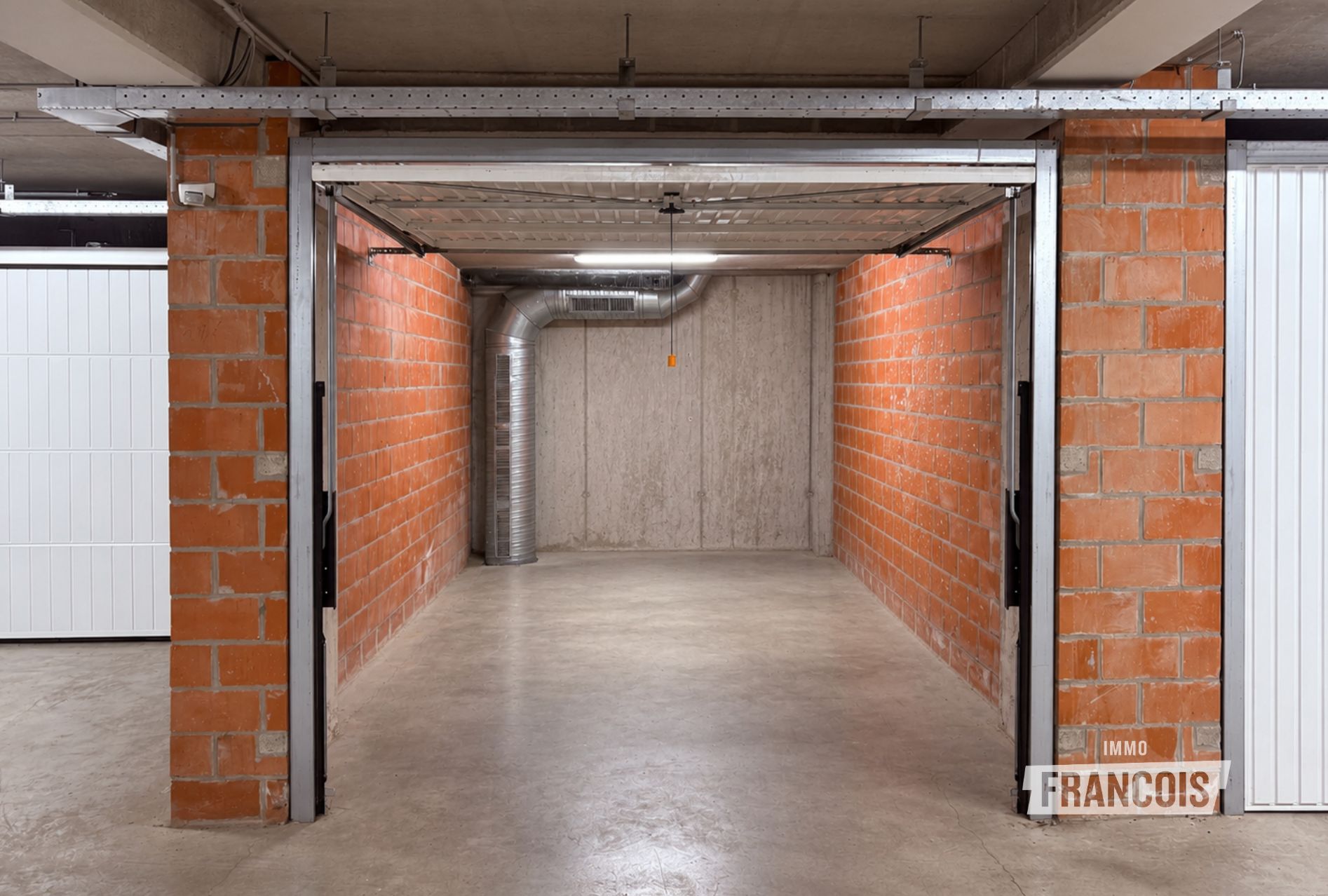 Garage for sale in Blankenberge