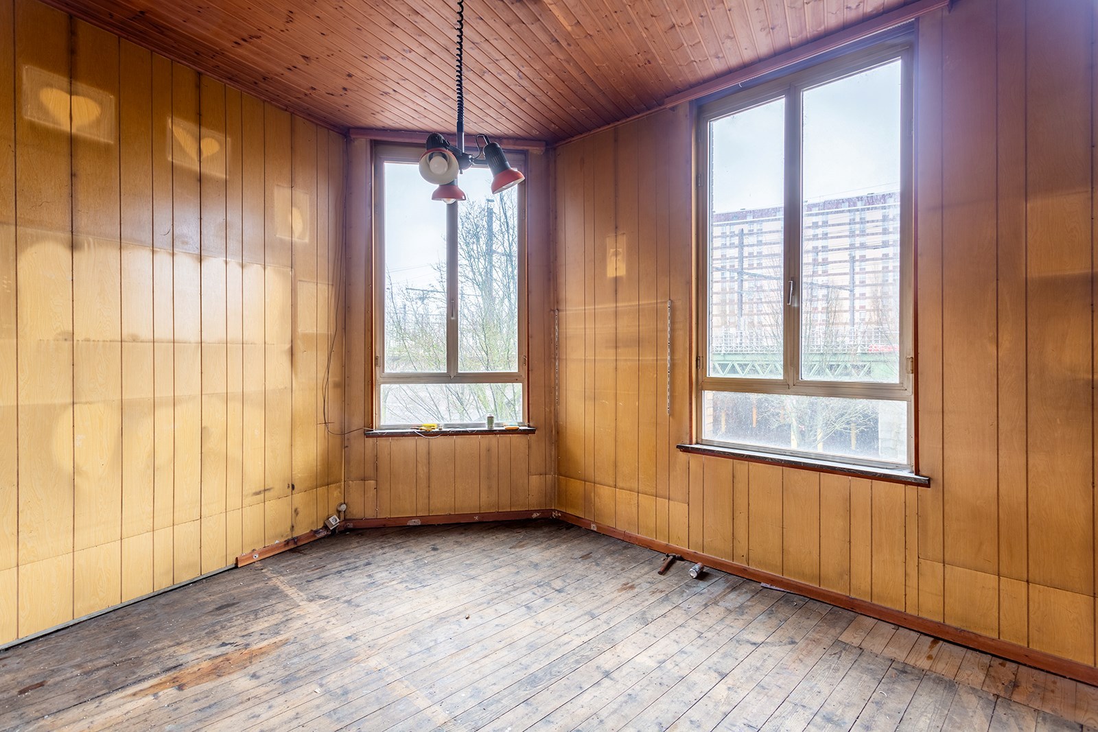 Te renoveren hoekwoning met garage - foto 5