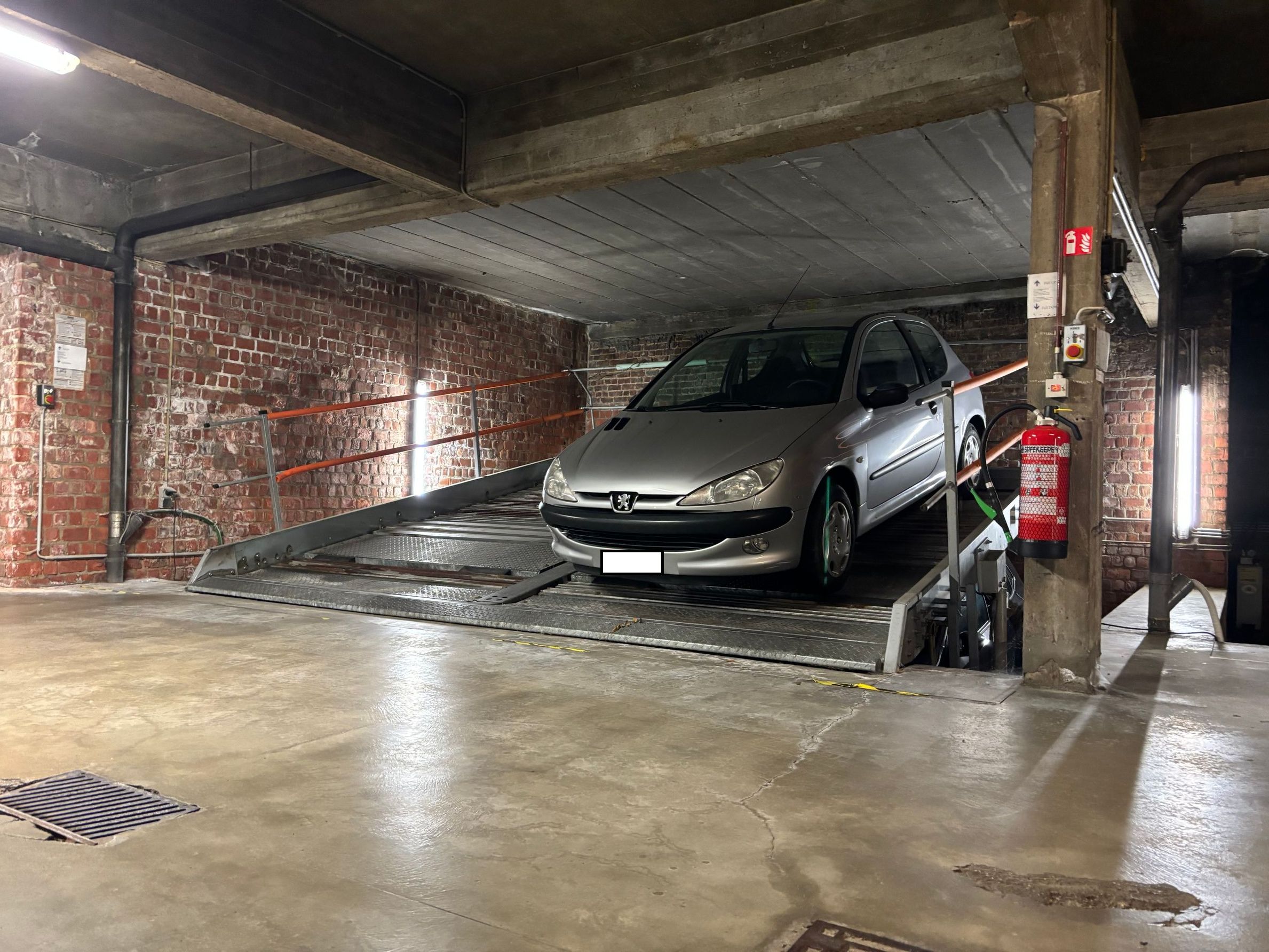 Garage à vendre à Bruxelles - photo 4