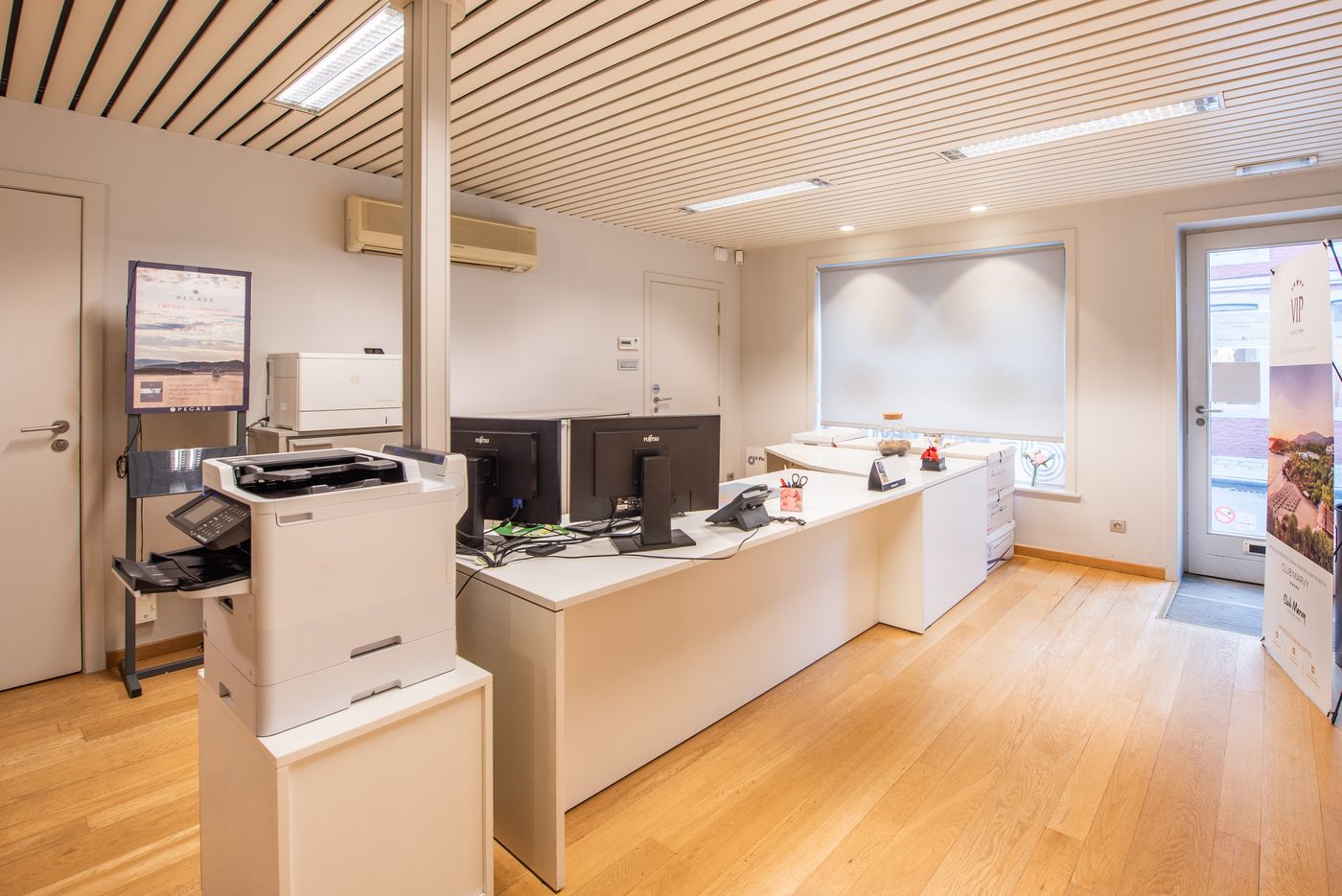 Uniek handelspand met appartement op TOPlocatie in het commerciële centrum van Brugge! - foto 5