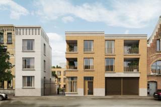Deze charmante tiplexwoning in Antwerpen biedt een ideale combinatie van comfort en ruimte. Met drie ruime slaapkamers is er voldoende plaats voor het hele gezin of voor het inrichten van een thuiskantoor. De woning is bovendien uitgerust met twee moderne badkamers, wat zorgt voor extra gemak tijdens drukke ochtenden.<br /><br />Een van de grootste troeven van deze woning is de prachtige tuin, perfect om te ontspannen, te tuinieren of om gezellige momenten met familie en vrienden door te brengen. De groene buitenruimte vormt een oase van rust midden in de stad en biedt volop privacy.<br /><br />De ligging in Antwerpen maakt deze woning bijzonder aantrekkelijk. U woont er nabij alle nodige voorzieningen, scholen en openbaar vervoer, terwijl u toch geniet van een rustige woonomgeving. Deze woning combineert praktische voordelen met een aangename leefstijl en is een uitstekende kans voor wie op zoek is naar een nieuwe thuis.