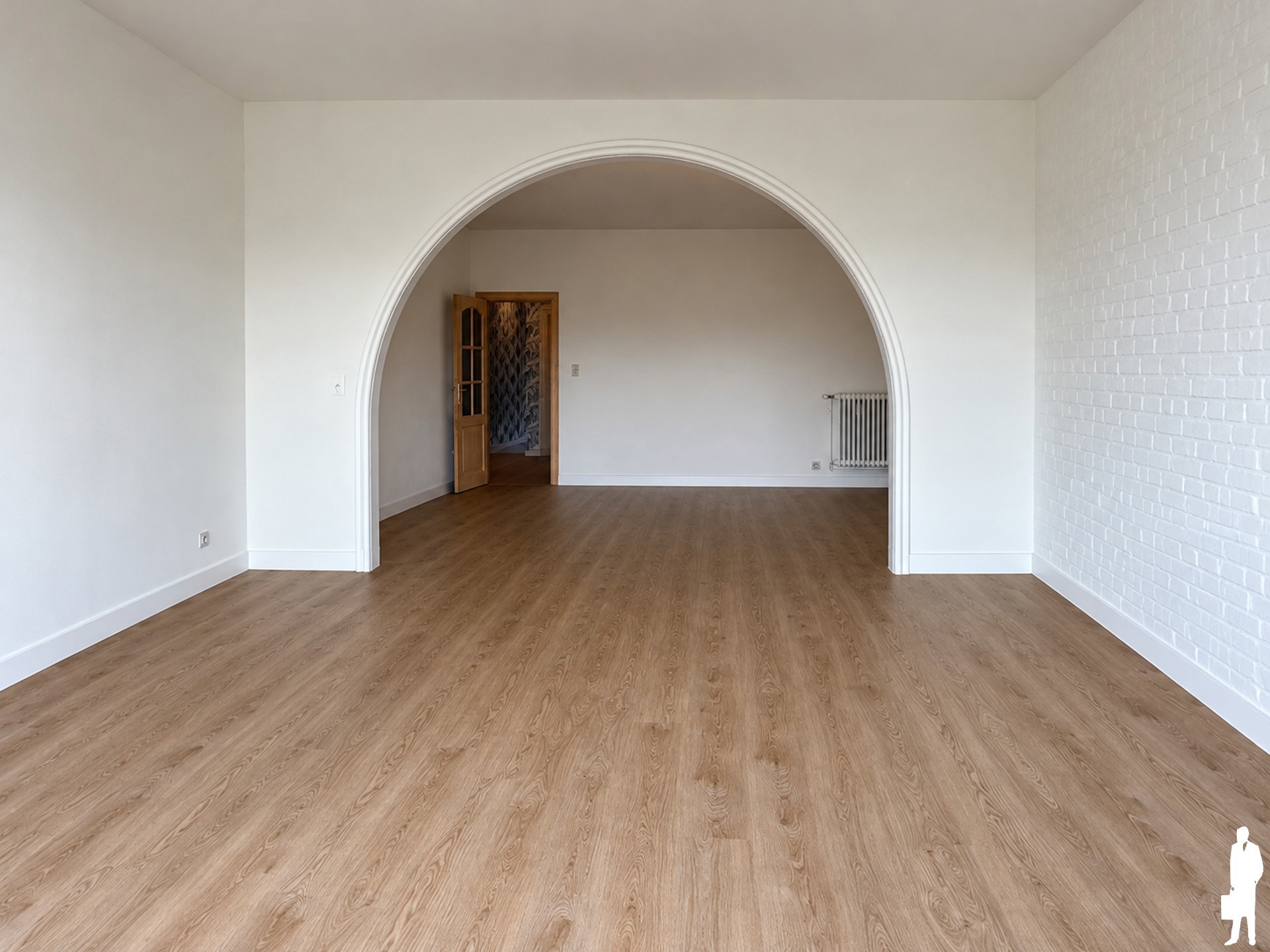 Ruim en lichtrijk appartement met 2 slaapkamers - foto 3