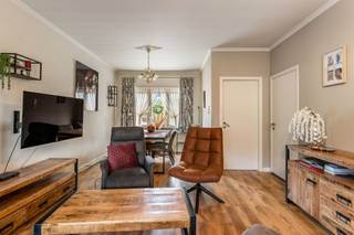 Unieke te renoveren karaktervolle langgevelhoeve uiterst rustig gelegen op een perceel 15a60ca te Oostham. Belangrijkste troeven:- Uiterst rustige...