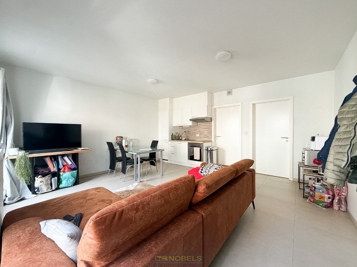 À louer, appartement économe en énergie avec terrasse au centre de Lessines. - photo 2