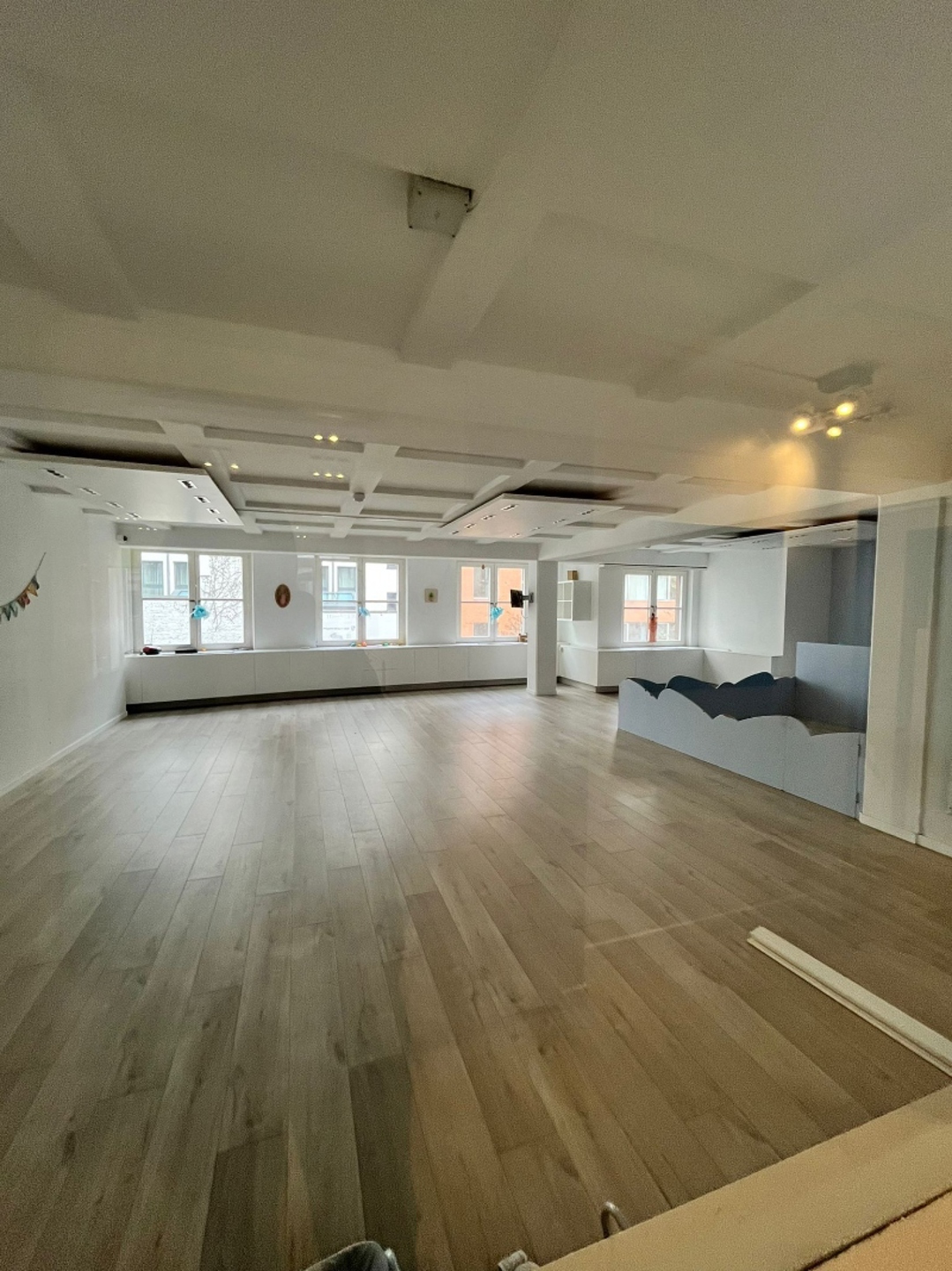 Commercial for rent in Brussels - photo 1