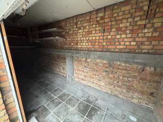 This spacious storage unit is located in the Residence called 'Veronica'.Access to this secure complex is via Forget-me-not Avenue.The storage unit...