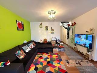 Appartement met twee slaapkamers gelegen in het centrum van Herentals.Indeling en omschrijving:Bij het betreden van het appartement komen we in de...