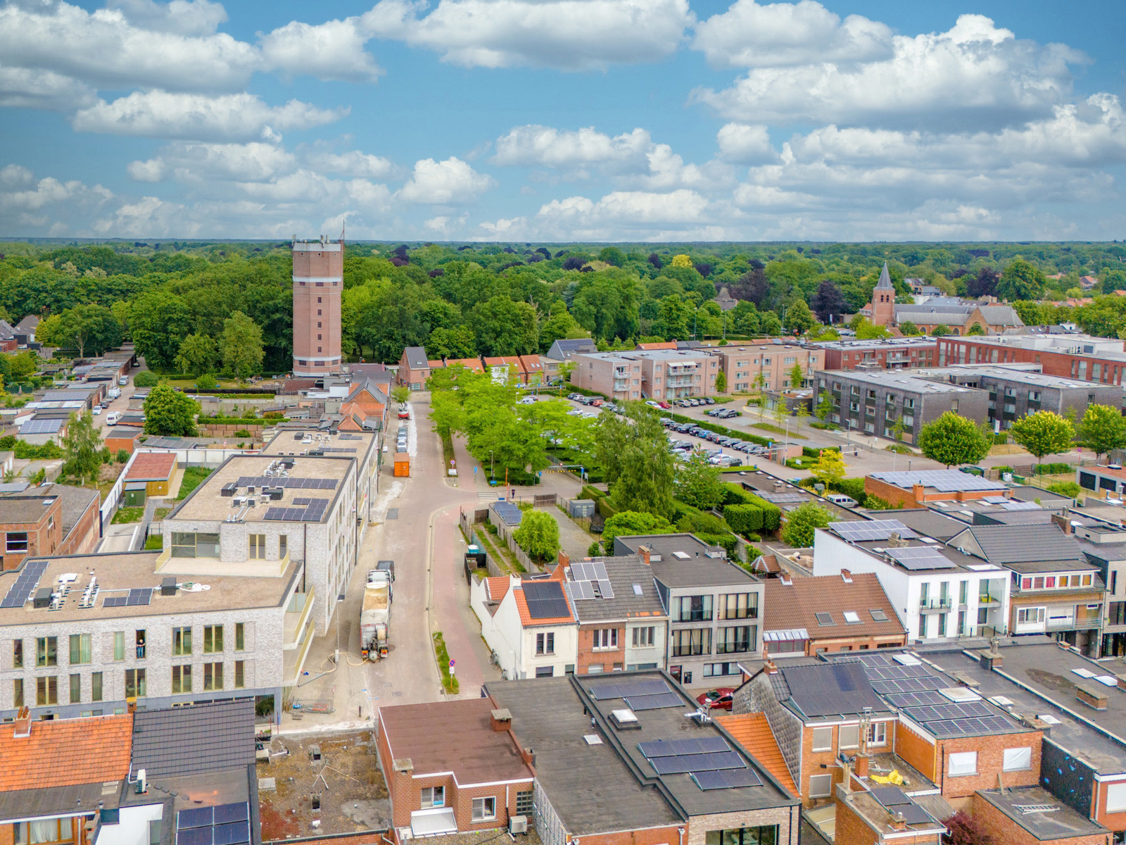 Energiezuinig instapklaar appartement met 2 slaapkamers in het centrum van Kapellen - foto 1
