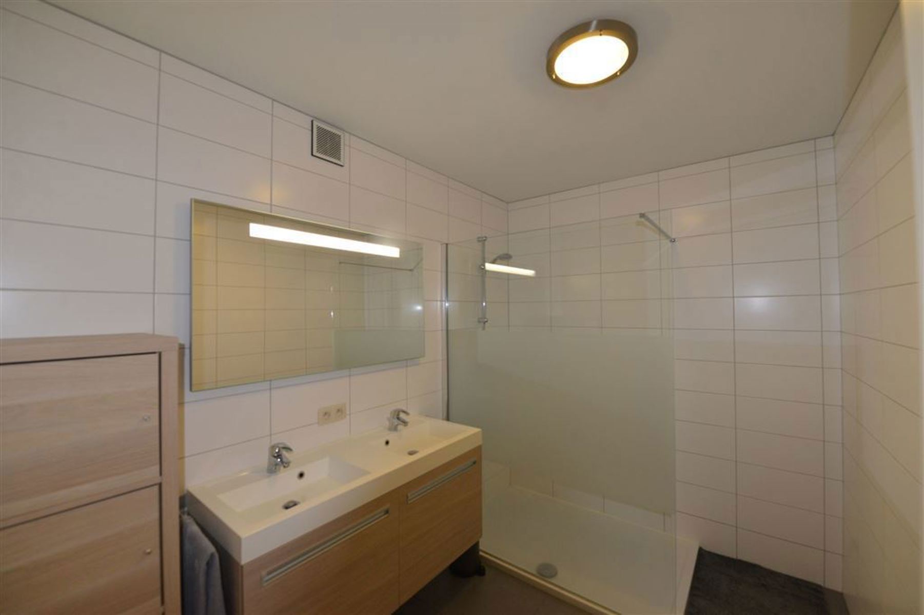Appartement eerste verdieping - foto 4
