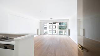 Goed onderhouden appartement met 2 slaapkamers in een verzorgde residentie op wandelafstand van het strand van Knokke. De ligging is...