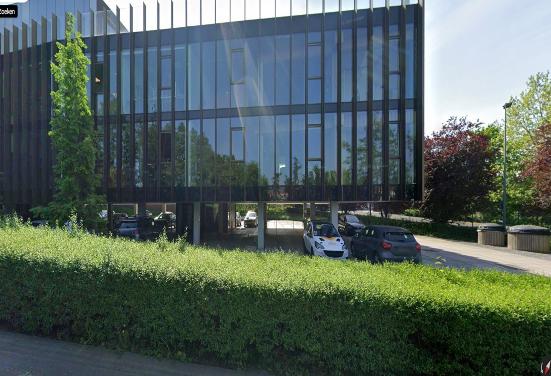 Moderne kantoorruimte van 175 m² met 6 parkeerplaatsen. - foto 1