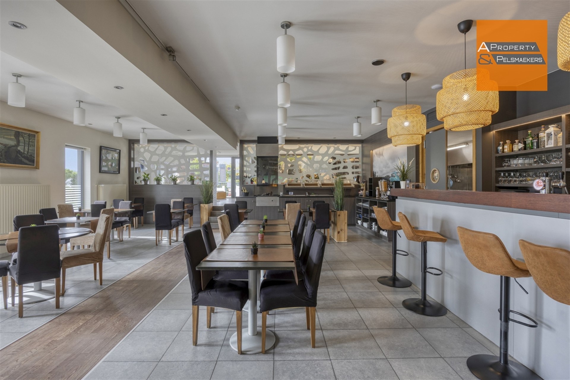 Hotel with 24 rooms - photo 5