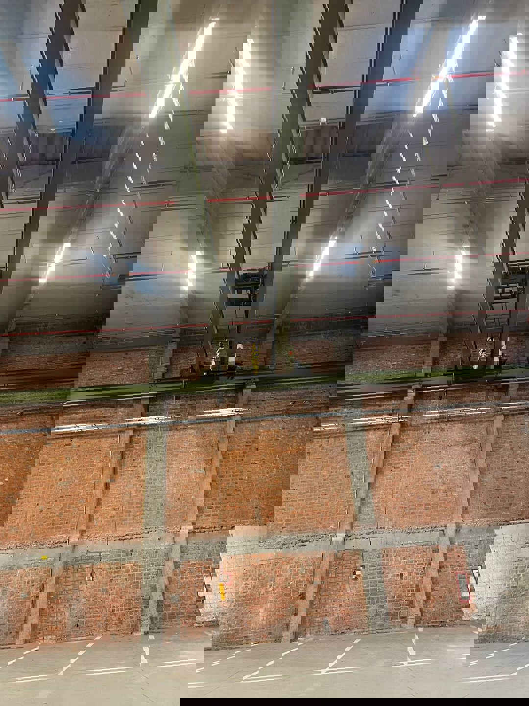 Commercial à louer à Saint-Nicolas - photo 4