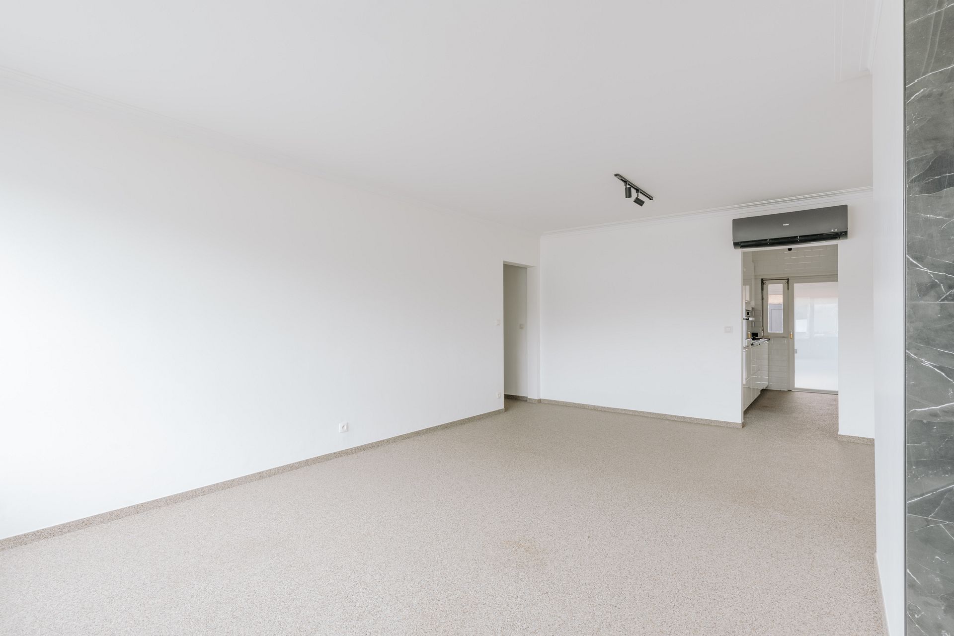 Gelijkvloers appartement in de Portugezenwijk! - foto 4