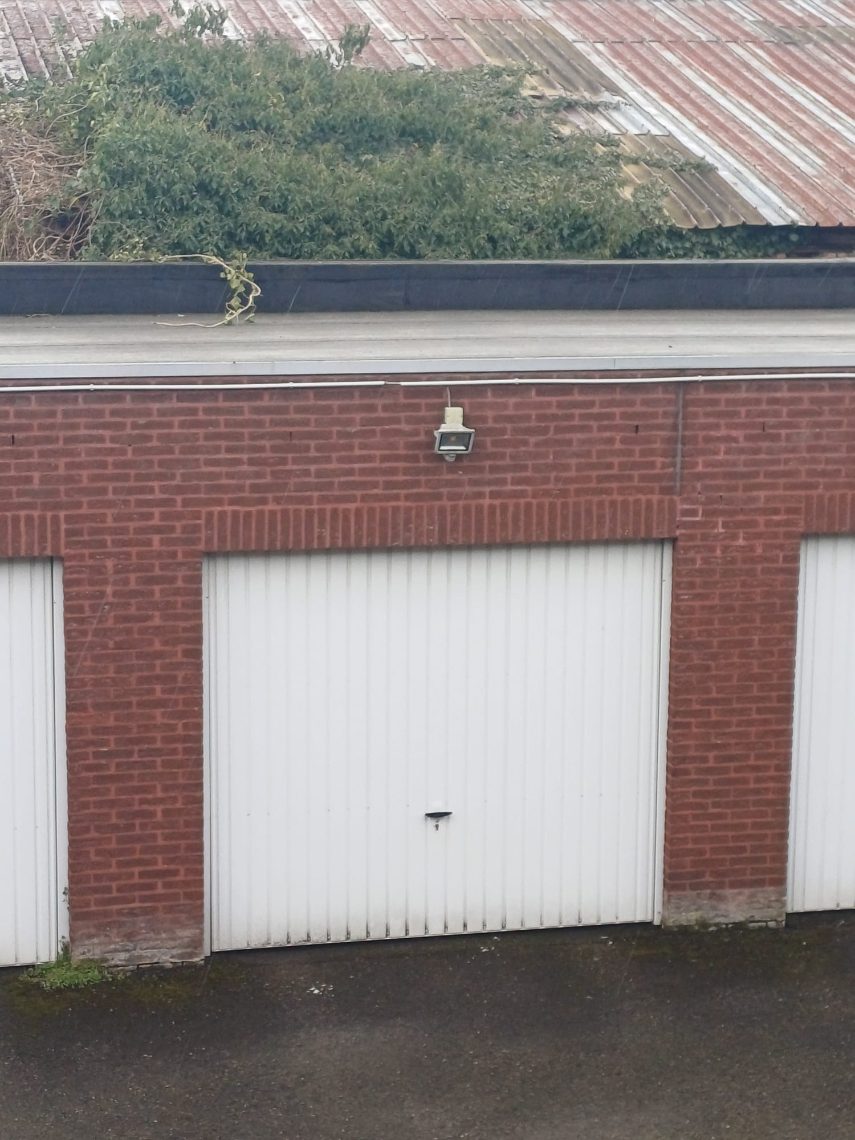 Appartement te koop in Hemiksem met 2 slaapkamers - foto 2