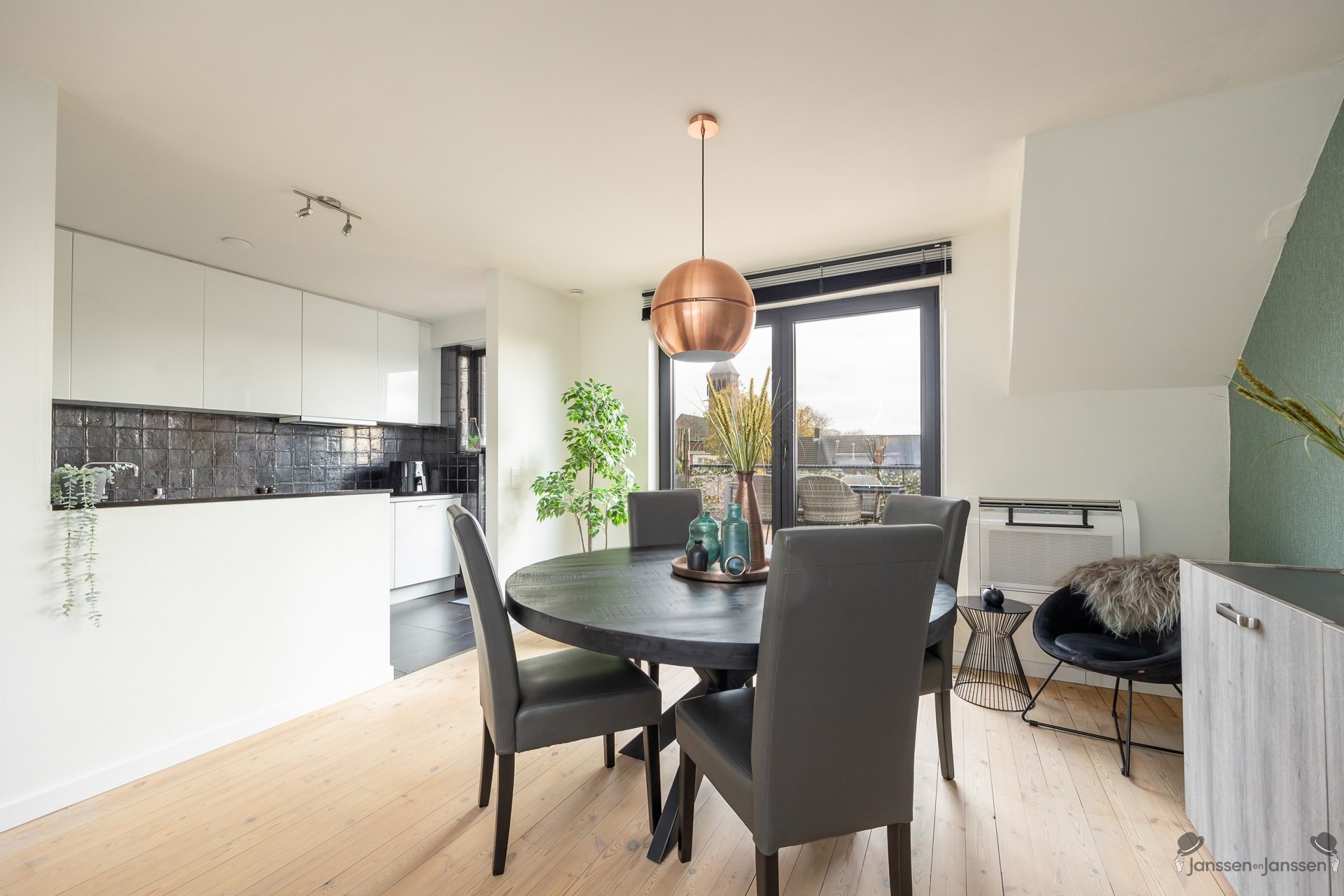 roof apartment - photo 5