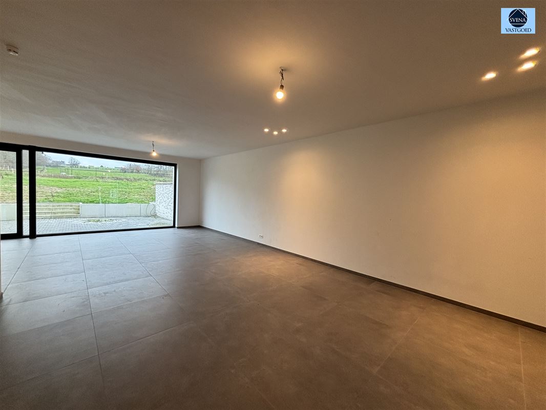 NIEUWBOUWWONING MET 4 SLAAPKAMERS EN GARAGE. - foto 2