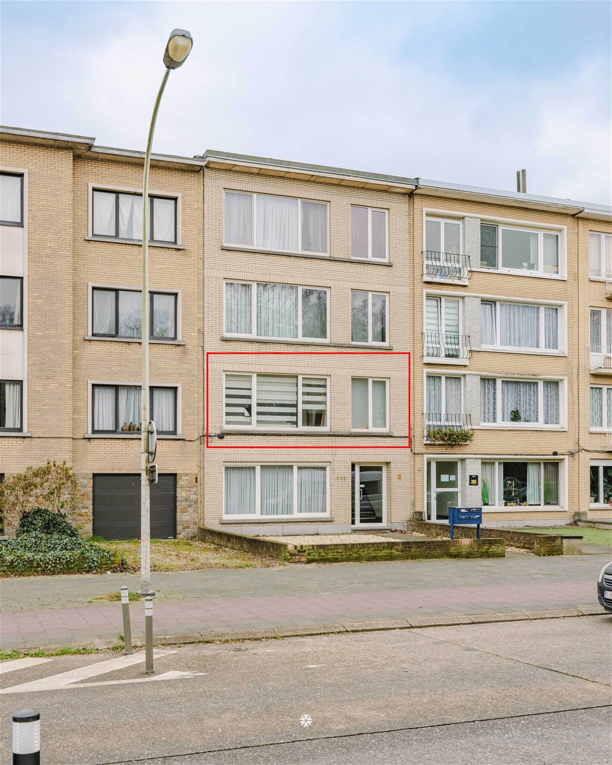 Appartement rénové de deux chambres à louer à Deurne - photo 2