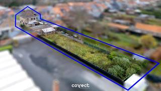 Centraal gelegen burgerwoning met garage, groot bijgebouw en ruime tuin.STARTPRIJS: Elk bod boven deze startprijs, wordt voorgelegd aan de...