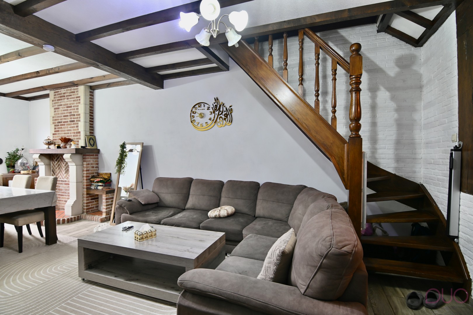 Licht op te frissen woning in hartje Sint-Truiden met 3 slaapkamers en 12x zonnepanelen - foto 3