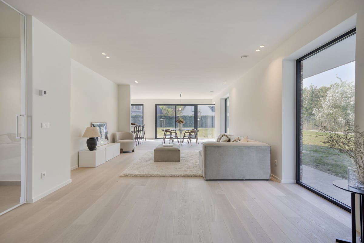 Nieuwbouwvilla met 4 slaapkamers op 1361m² grond - foto 2