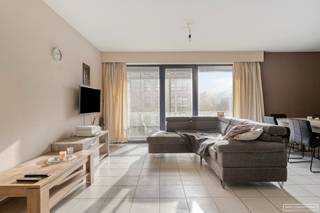 Op zoek naar een lichtrijk appartement met een uitstekende ligging? Dit instapklare hoekappartement in Oudenaarde combineert ruimte, comfort en...