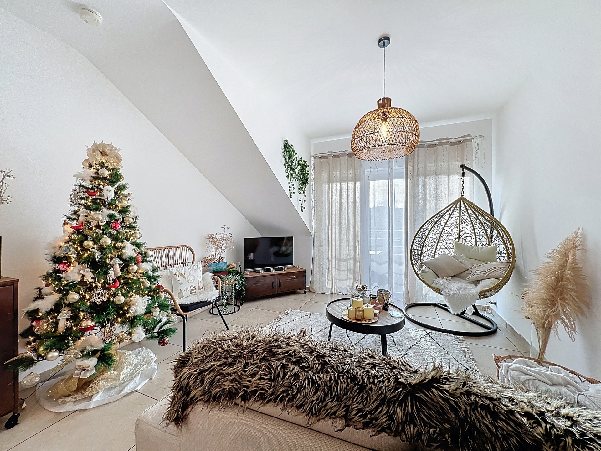 Appartement te huur in Verviers met 2 slaapkamers - foto 2