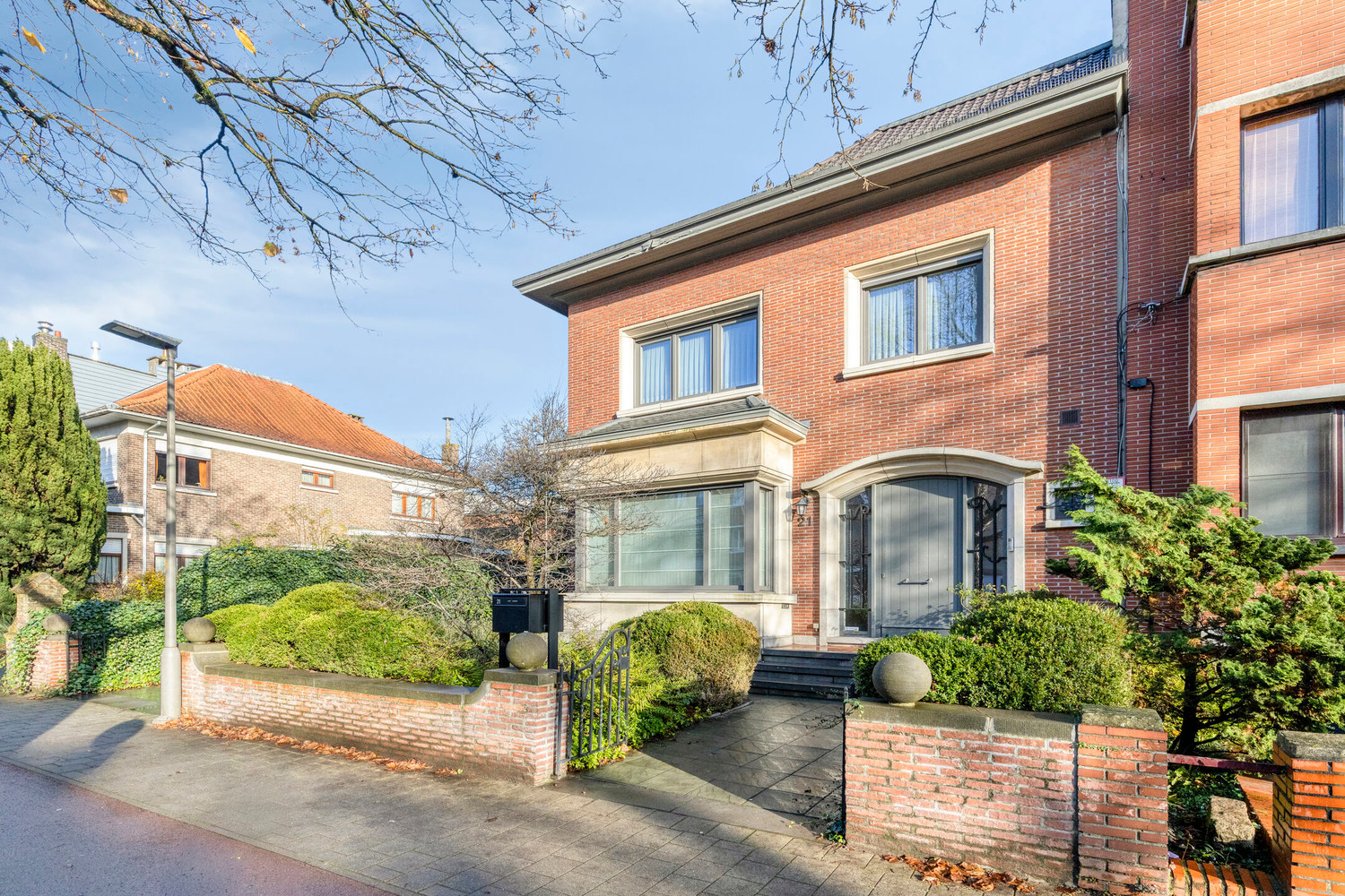 Karaktervolle HOB met 3 tot 4 slks, grote zolder, tuin en garage! - foto 4