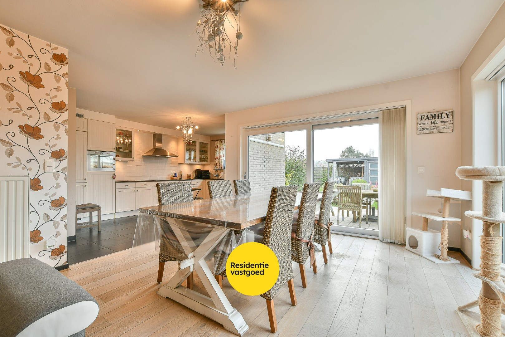 Instapklare halfopen woning met 3 slaapkamers en zonnige tuin in Vosseslag, vlakbij bos en duinen - foto 3