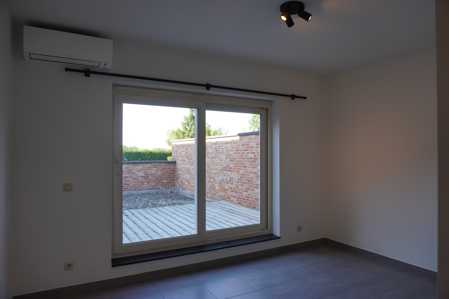 Apartment for rent in Kwaadmechelen with 2 bedrooms - photo 5
