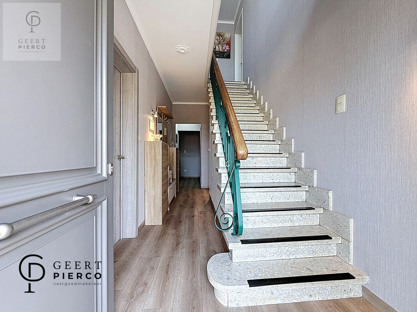 Knappe gerenoveerde gezinswoing - foto 2