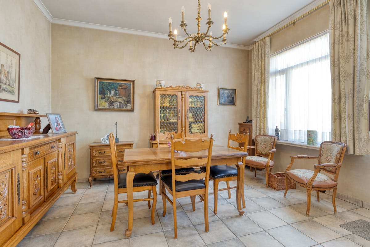 Herenwoning met 3 slaapkamers in het centrum van Veurne. - foto 4