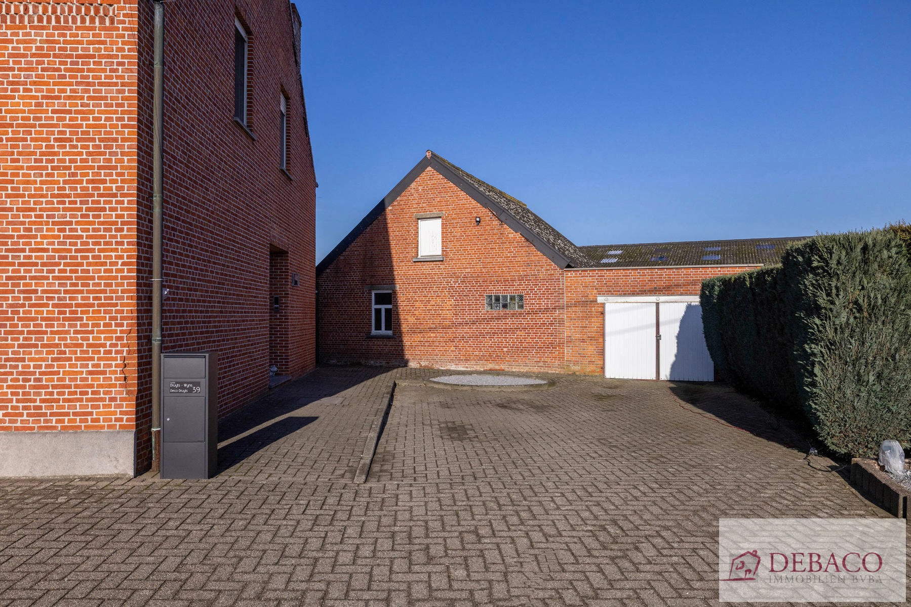 Woning met winkel &amp; magazijn op een toplocatie in Herenthout! - foto 3