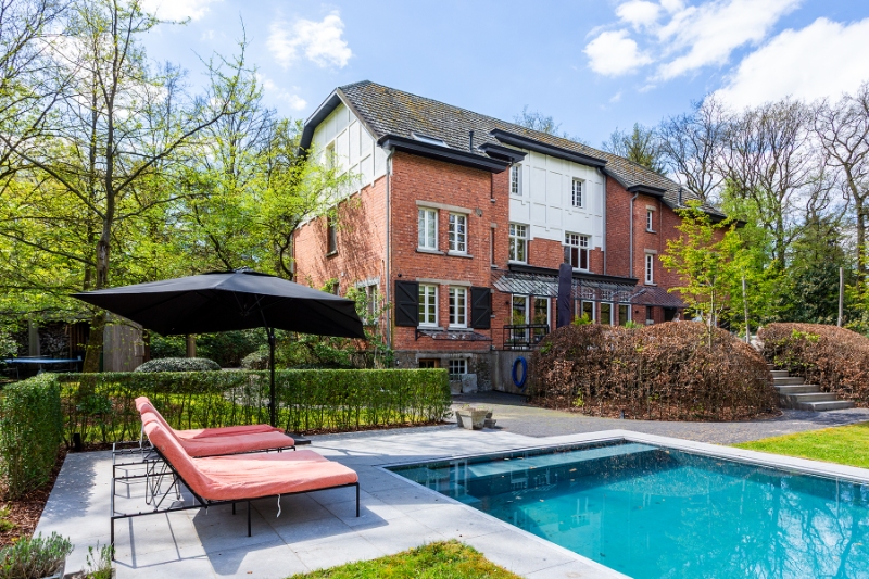 Unieke karaktervolle villa met parktuin, zwembad en een zee van ruimte,luxe alom! - foto 4