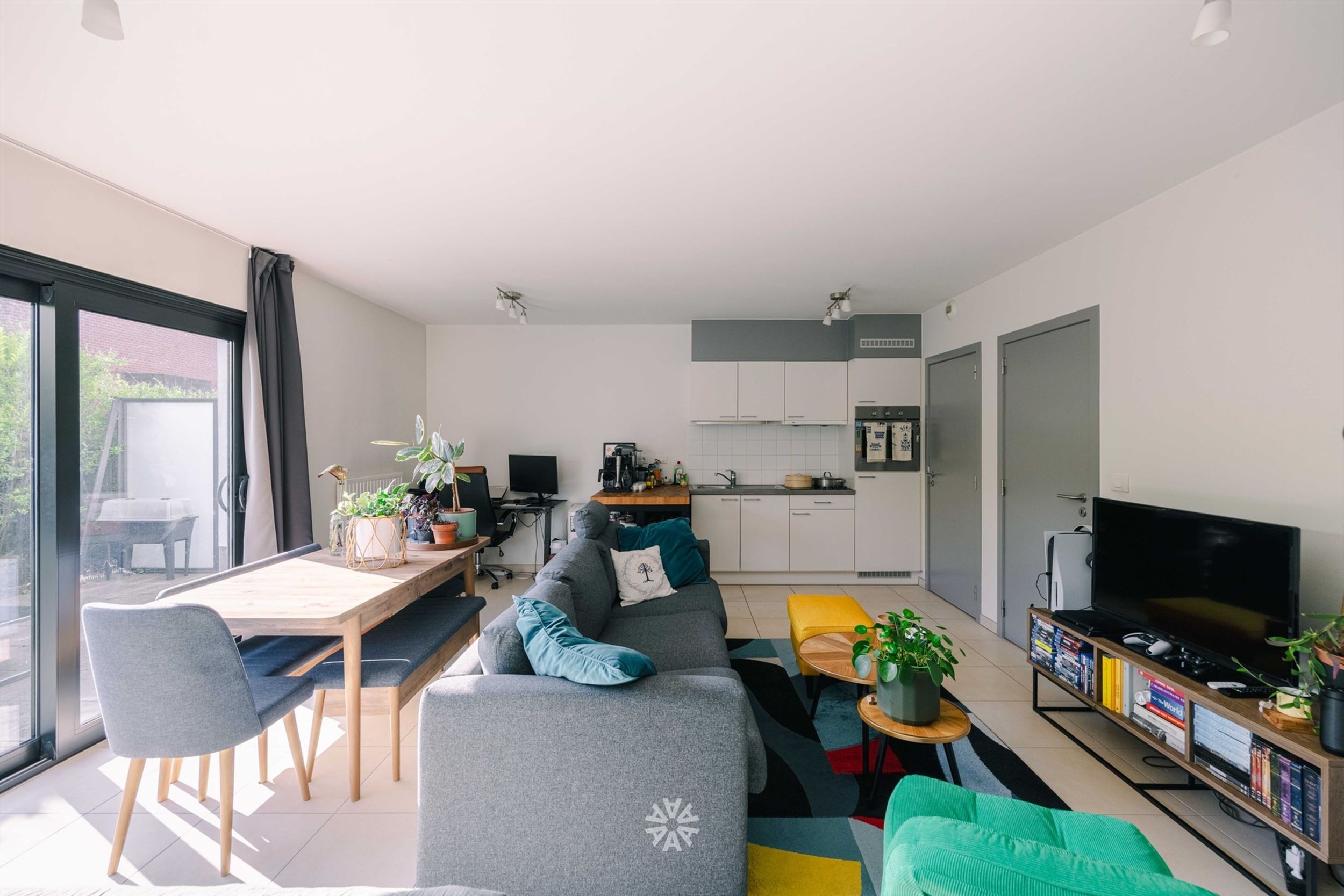 Instapklare gelijkvloerse studio met groot terras - foto 1