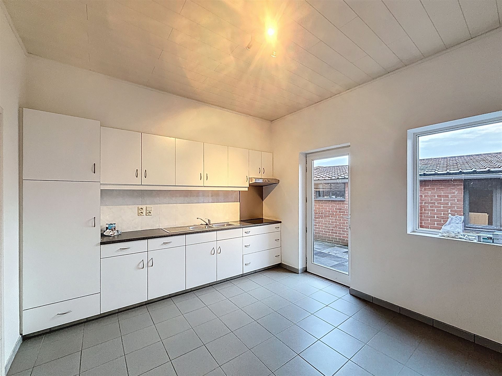 House for rent in Rollegem-Kapelle with 4 bedrooms - photo 3