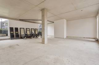 Commercial à vendre à Leeuw-Saint-Pierre