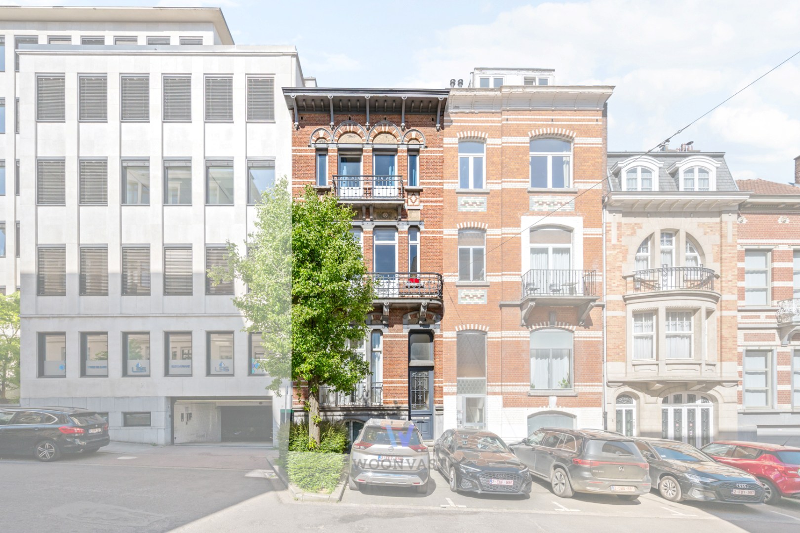 Immeuble de rapport avec 3 unités et 3 garages - photo 4